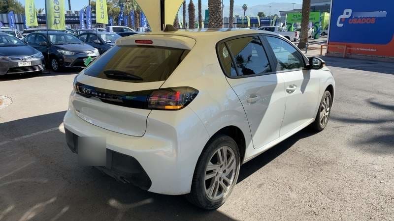 Peugeot 208 1.2 Style Puretech 75 4x2 Mt 5p año 2023