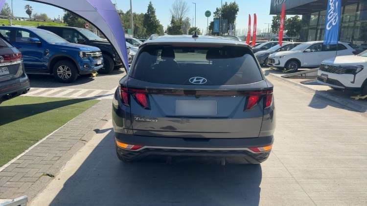 Hyundai Tucson 2.0 Nx4 Plus 2wd At 5p año 2023
