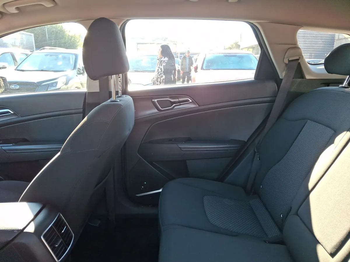 Kia Sportage 2.0 Ex Dies 2wd 8at 5p año 2023