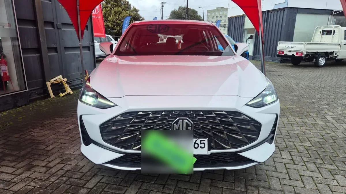 MG One 1.5t Com 2wd Cvt At 5p año 2025
