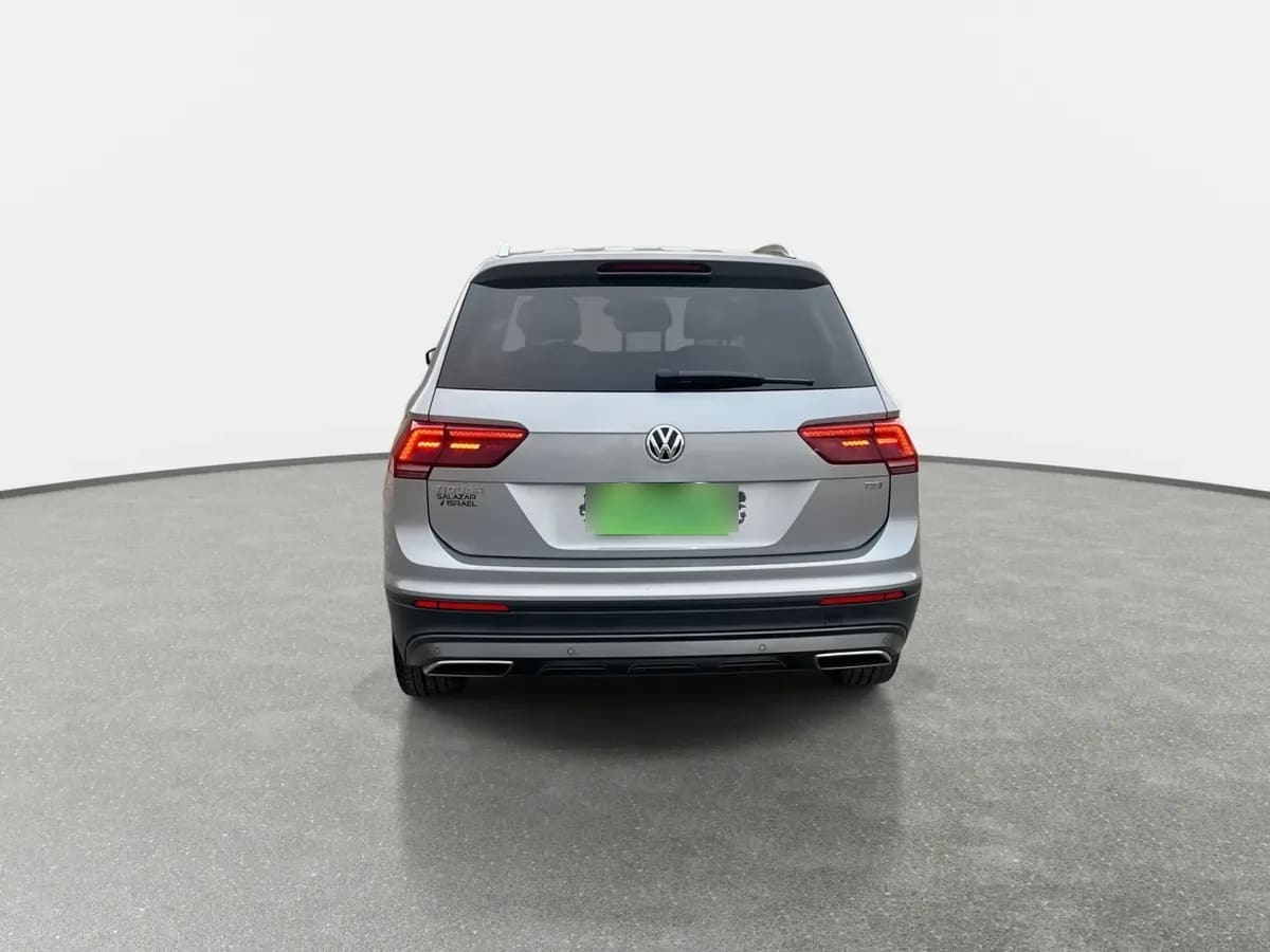 Volkswagen Tiguan 1.4 Tsi Hightline 4x2 3row At 5p año 2020