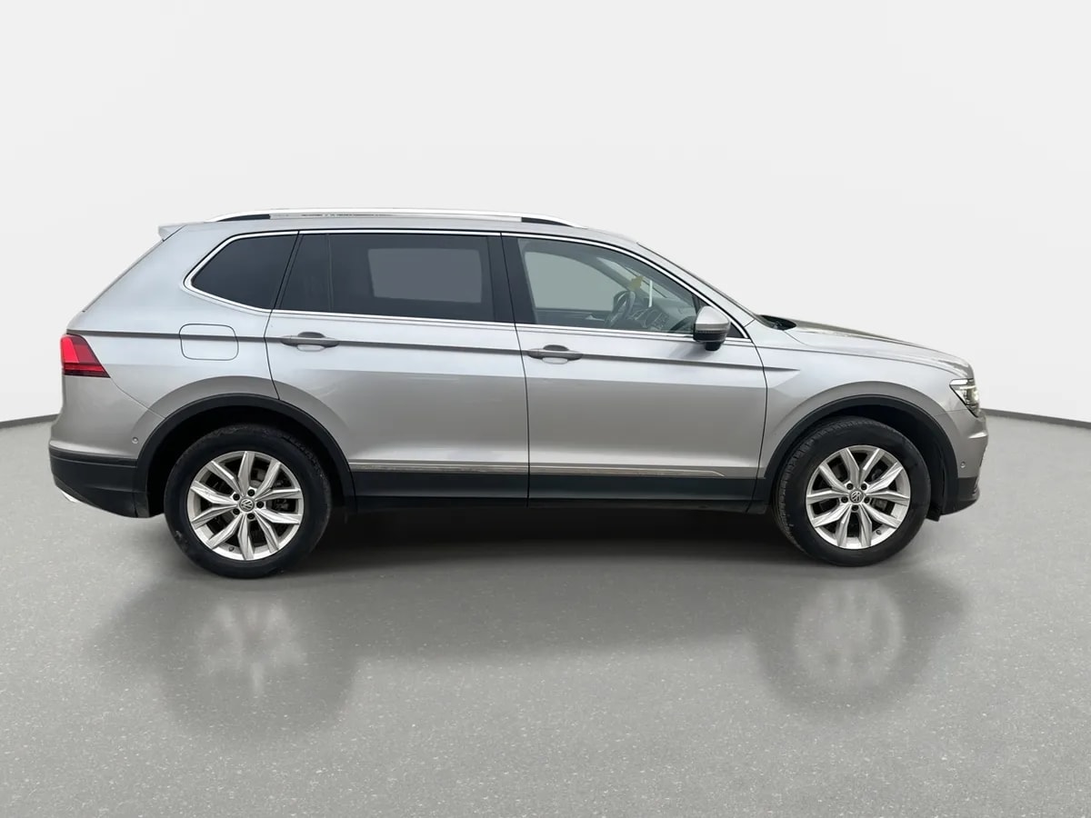 Volkswagen Tiguan 1.4 Tsi Hightline 4x2 3row At 5p año 2020