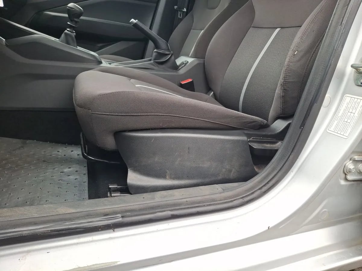 Chevrolet Sail 1.5 Nb Lt R 4x2 Sdn Mt 4p año 2024