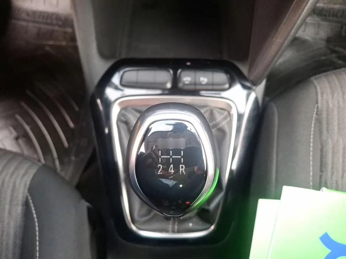 Opel Corsa 1.2 Edition 4x2 75hp Mt5 5p año 2023