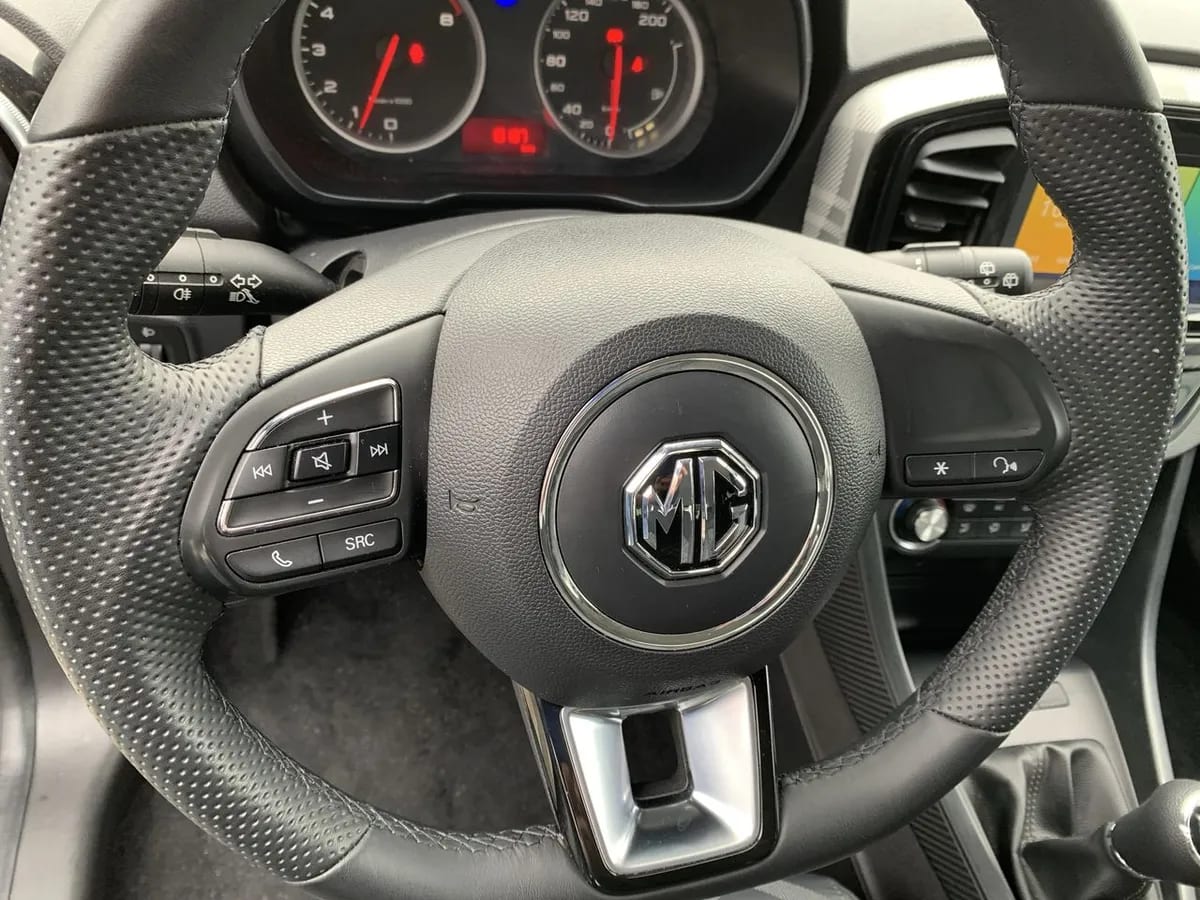 MG Mg 3 1.5 Com 2wd Hb Mt 5p año 2026