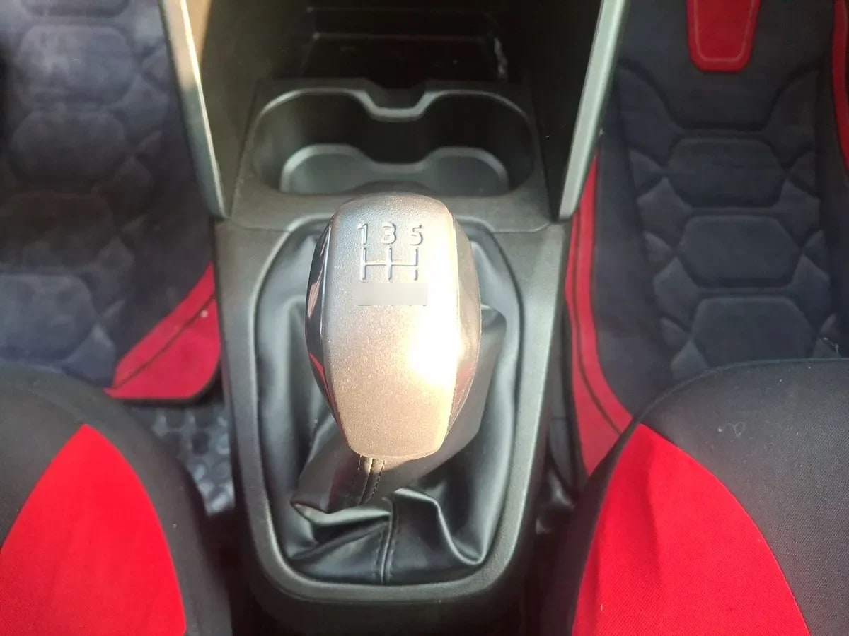 Citroen C3 1.2 Puretech Feel 4x2 Hb 110 Ss Eat6 At 5p año 2023