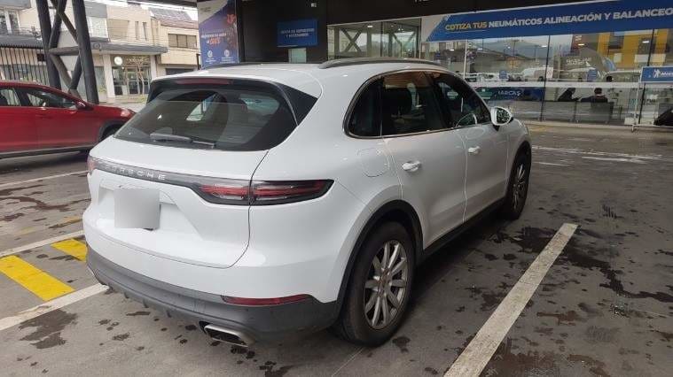 Porsche Cayenne 3.0 V6 4x4 E3 At 5p año 2019