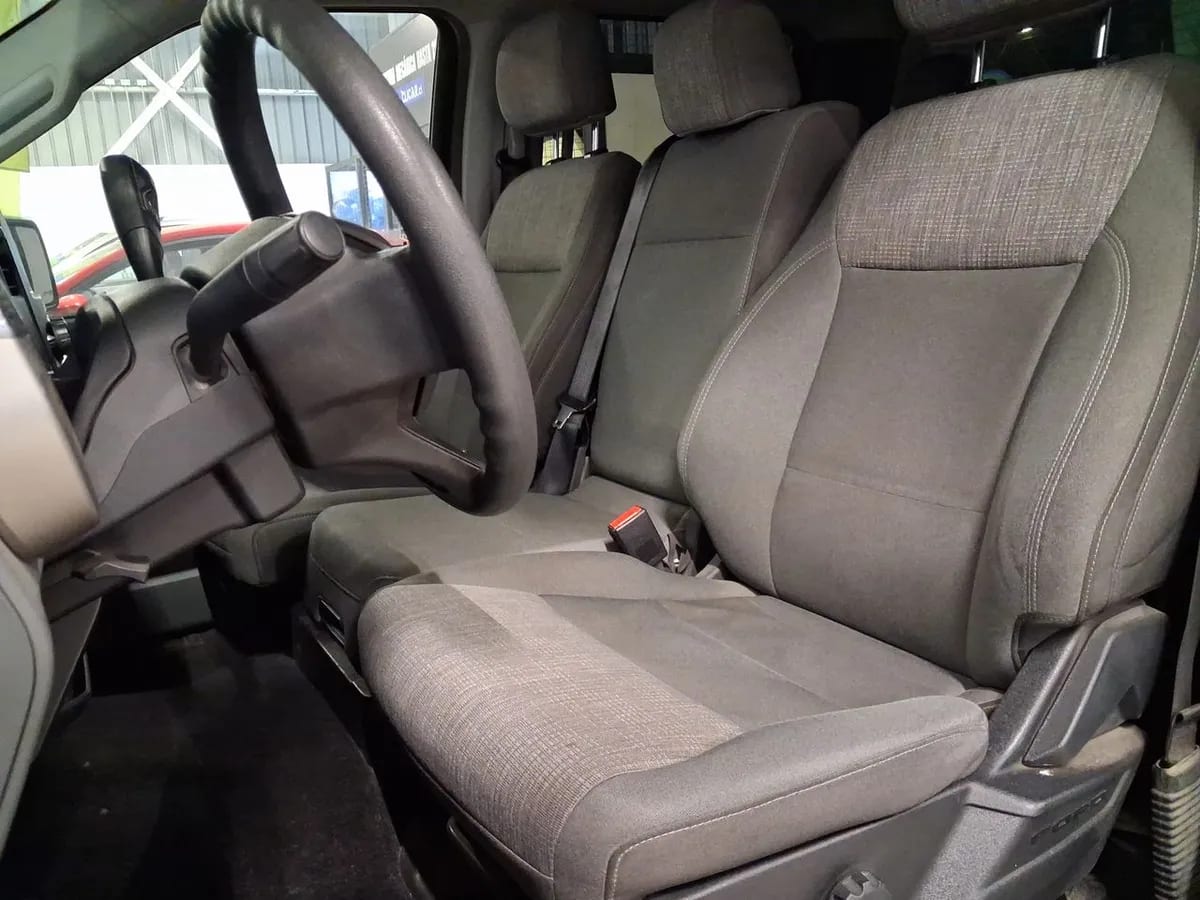 Ford F-150 3.3 Xlt Cc Dob. Cab. 4x2 At 4p año 2022