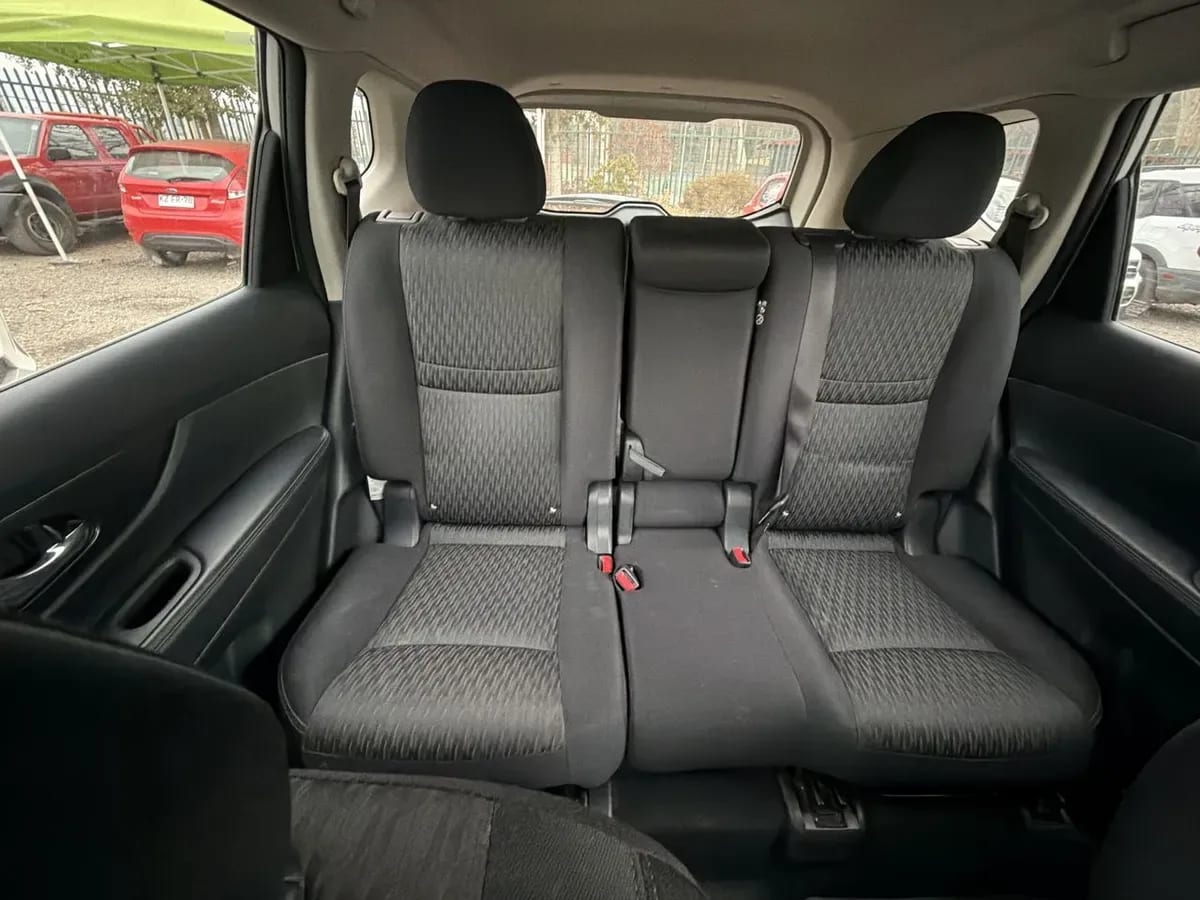 Nissan X-Trail 2.5 Sense Mc 4x2 2row Cvt At 5p año 2022