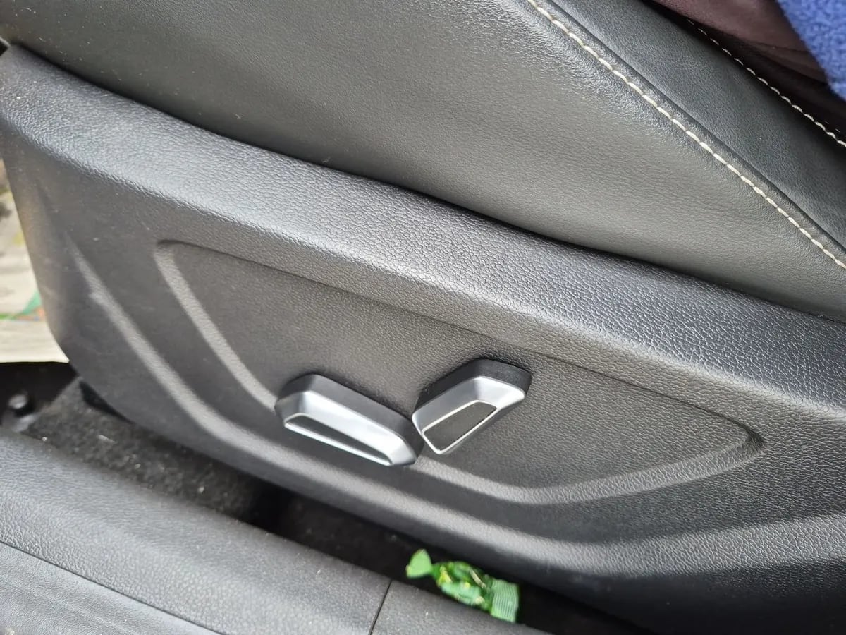 Geely Coolray 1.5 Gf Sport 4x2 At 5p año 2023