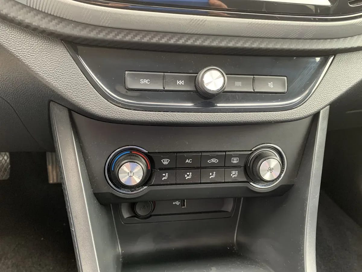MG Mg 3 1.5 Com 2wd Hb Mt 5p año 2026