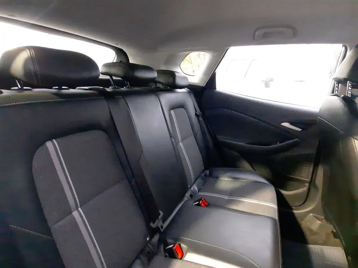 Chevrolet Tracker 1.2t Ltz Fwd At 5p año 2023