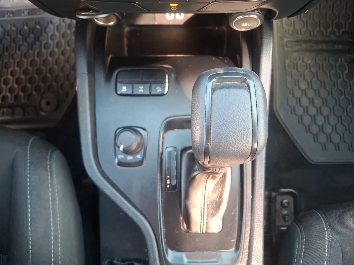 Ford Ranger 3.2 Xlt 4x4 Diesel Dob. Cab. At 4p año 2023