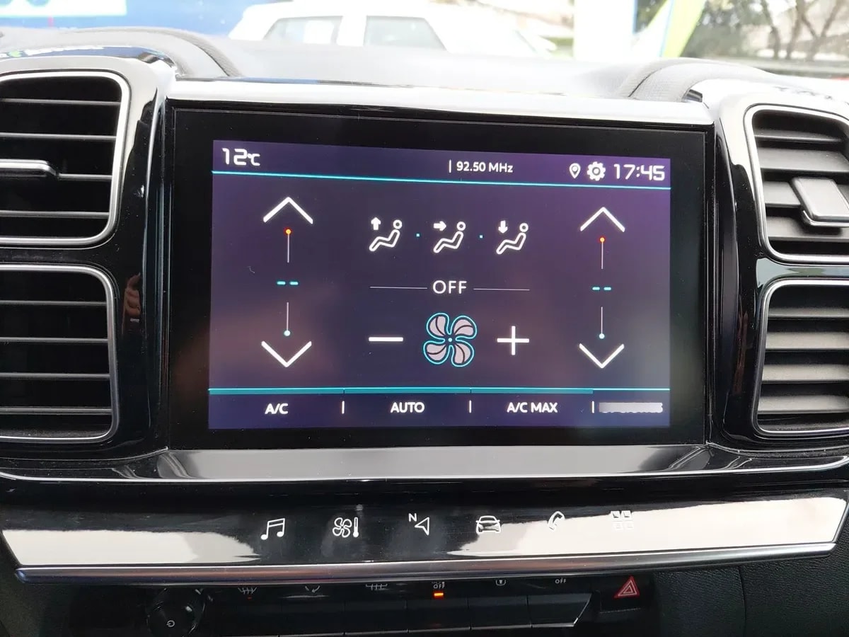 Citroen C5 Aircross 1.5 Feel Pack Diesel 4x2 130 Ss Eat8 At 5p año 2024