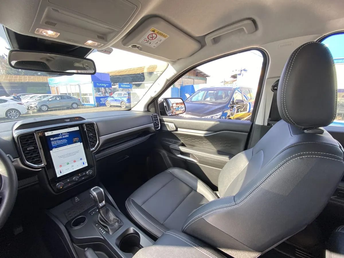 Ford Ranger 2.0 Xlt Diesel 4x2 Dob. Cab. At 4p año 2025