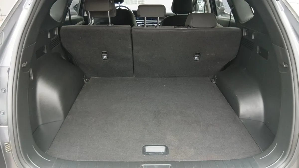 Hyundai Tucson 2.0 Nx4 Plus Fl Diesel 2wd At 5p año 2025