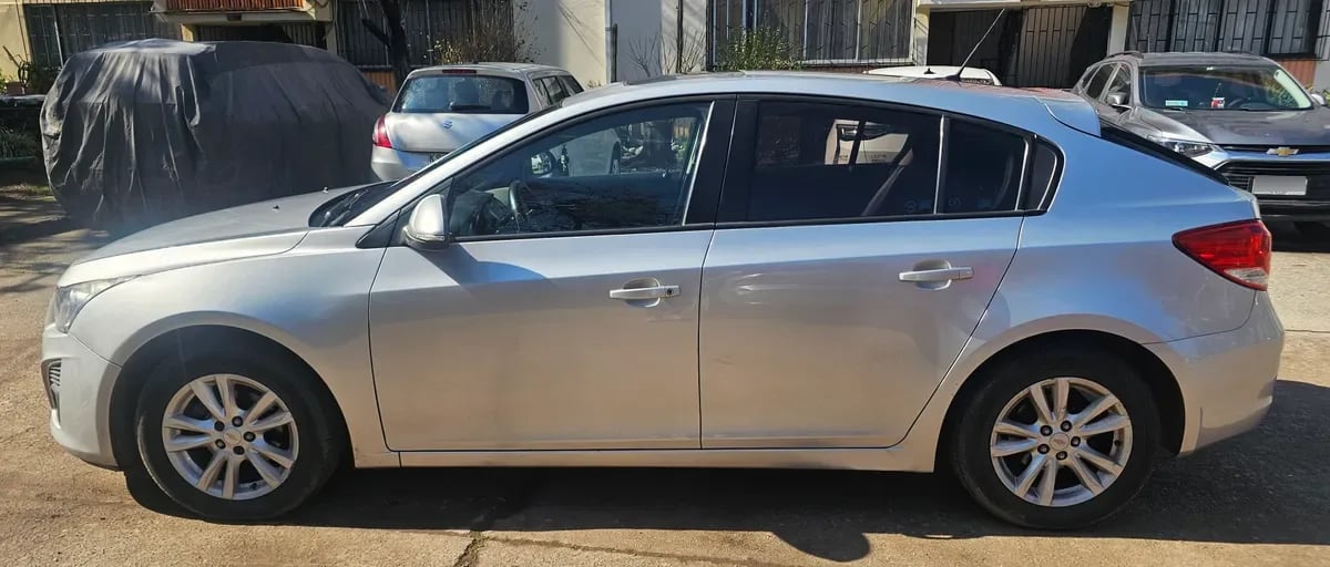 CHEVROLET CRUZE 1.8 Iii E5 Nb Ll Ls Mt año 2015