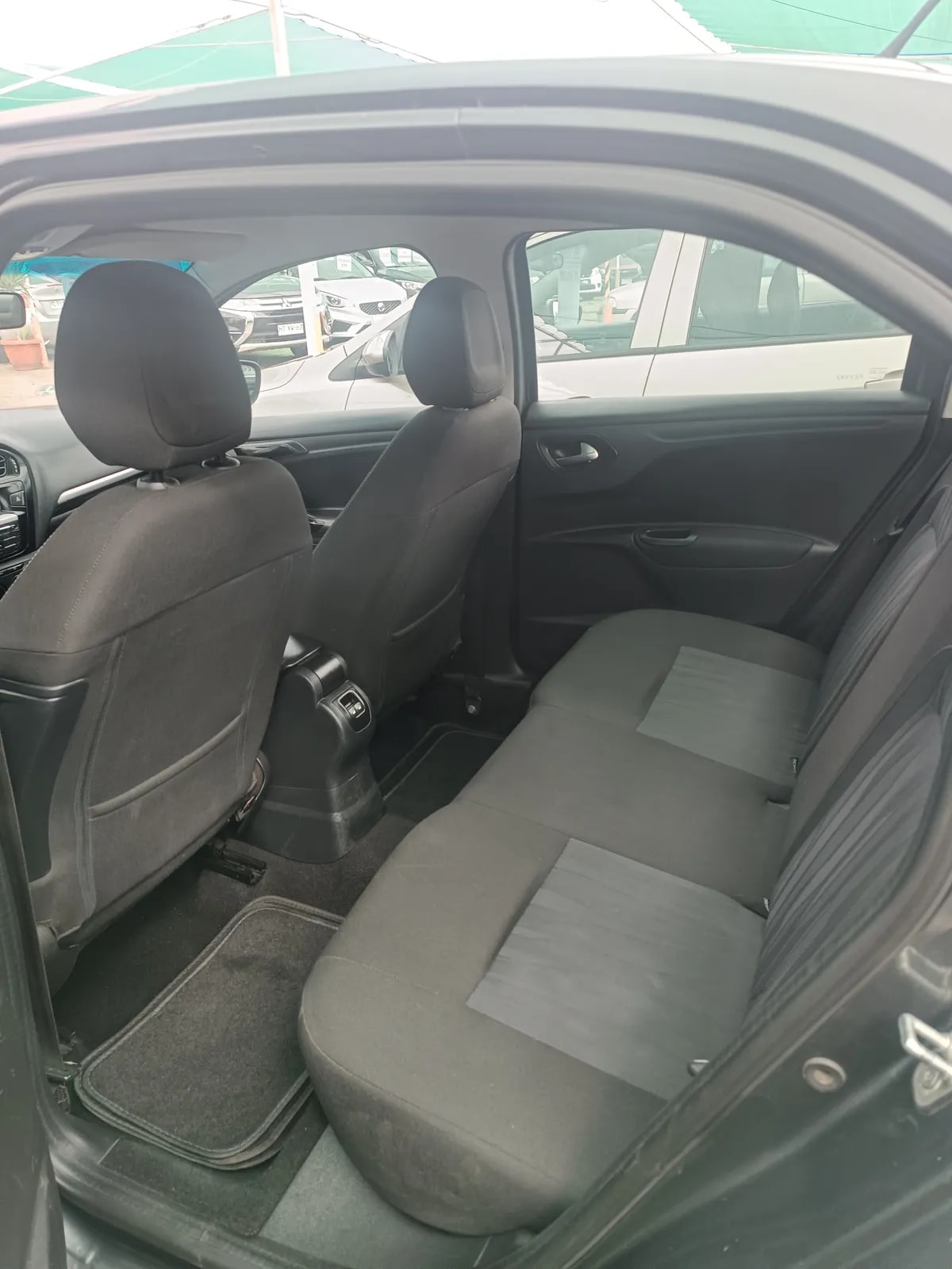 PEUGEOT 301 1.6 Confort Hdi Mt Diesel año 2013