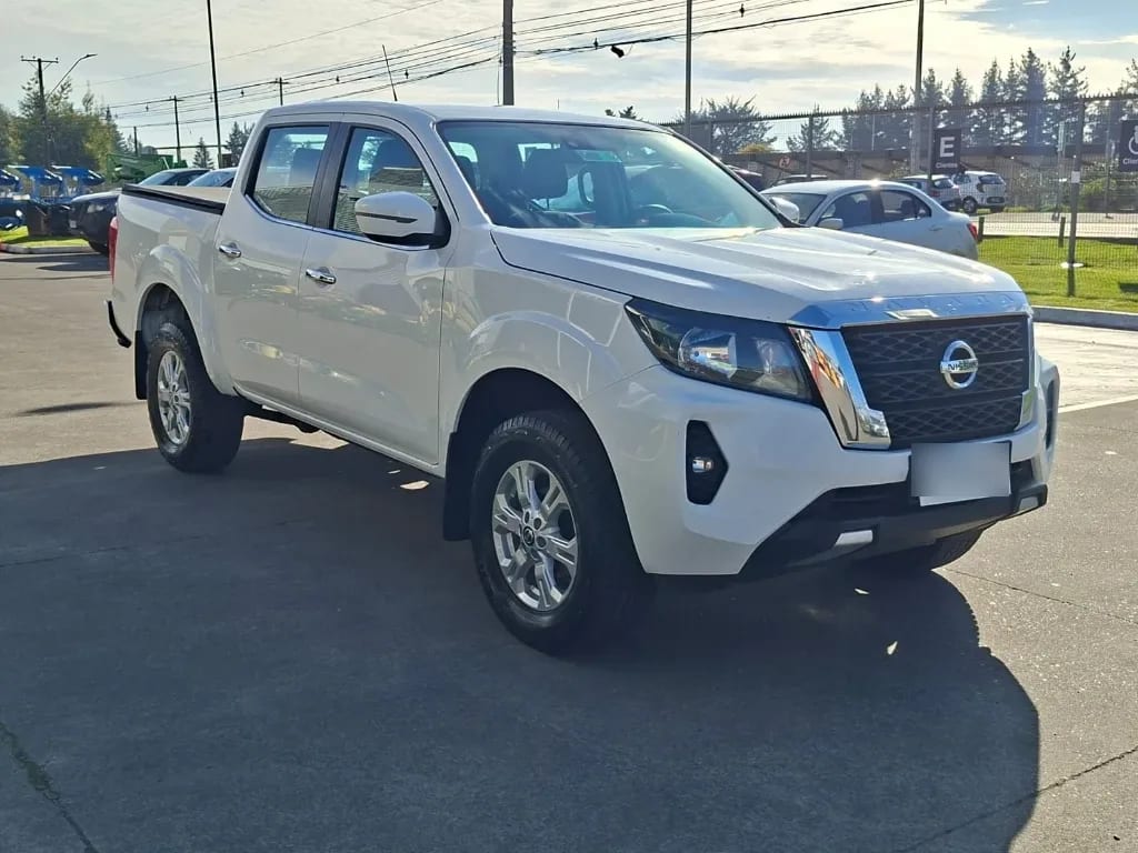 Nissan Navara Dc 4x2 2.3tdi Xe año 2022