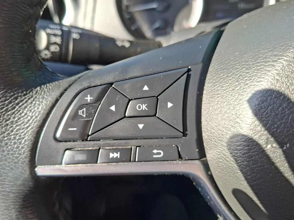 Nissan Navara Dc 4x2 2.3tdi Xe año 2022