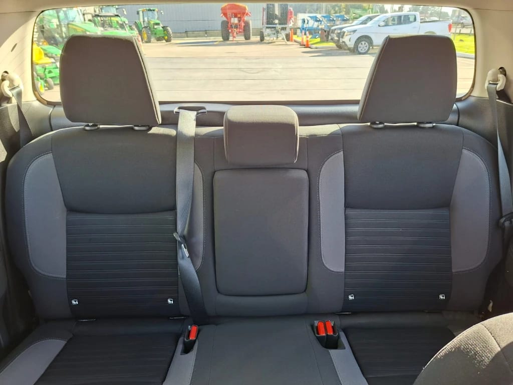 Nissan Navara Dc 4x2 2.3tdi Xe año 2022