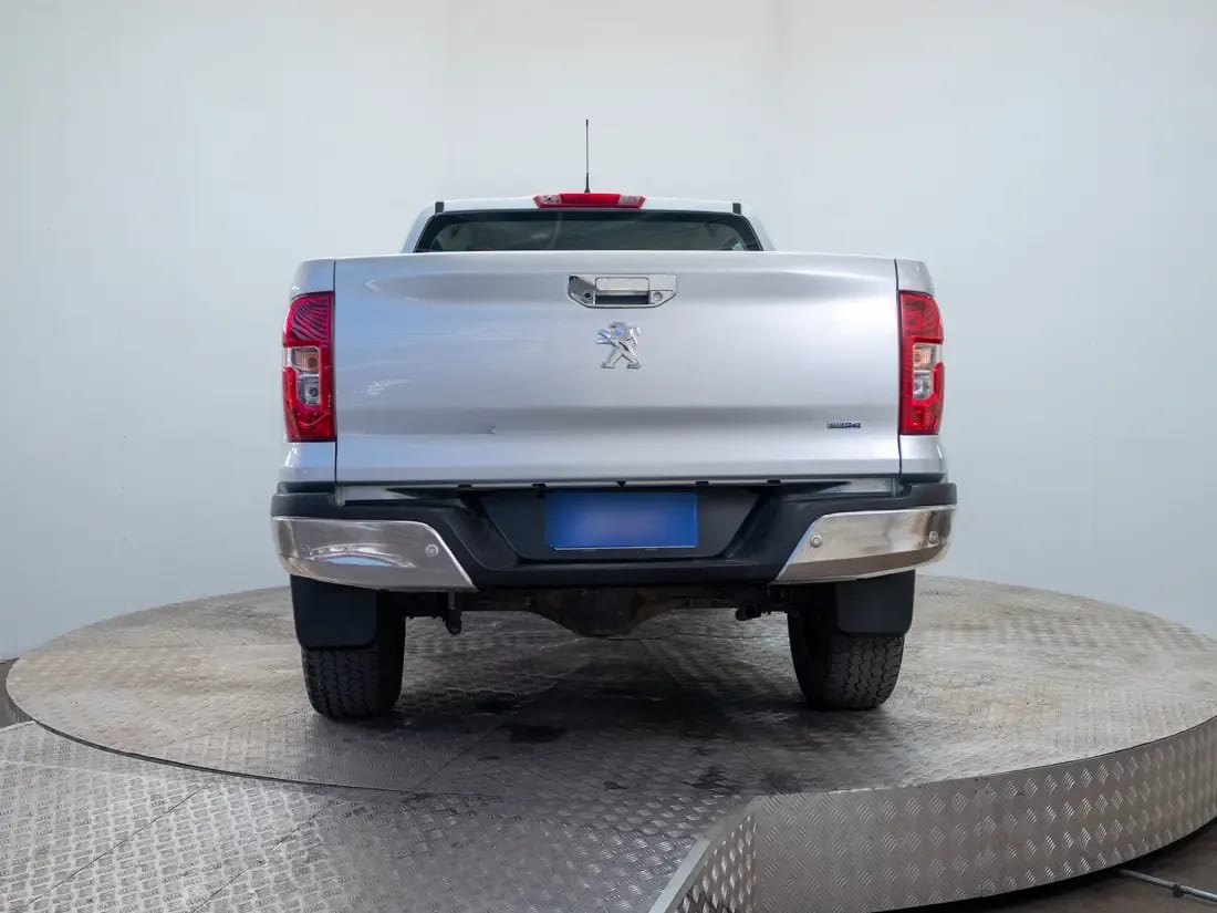 Peugeot Landtrek Landtrek Active Diesel 180hp 4x4 At año 2025