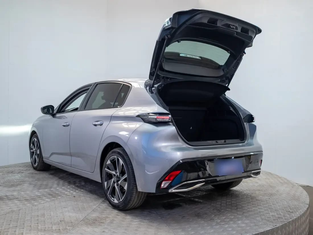 Peugeot 308 308 1.5 Allure Pack Bluehdi 130 At Diesel año 2023