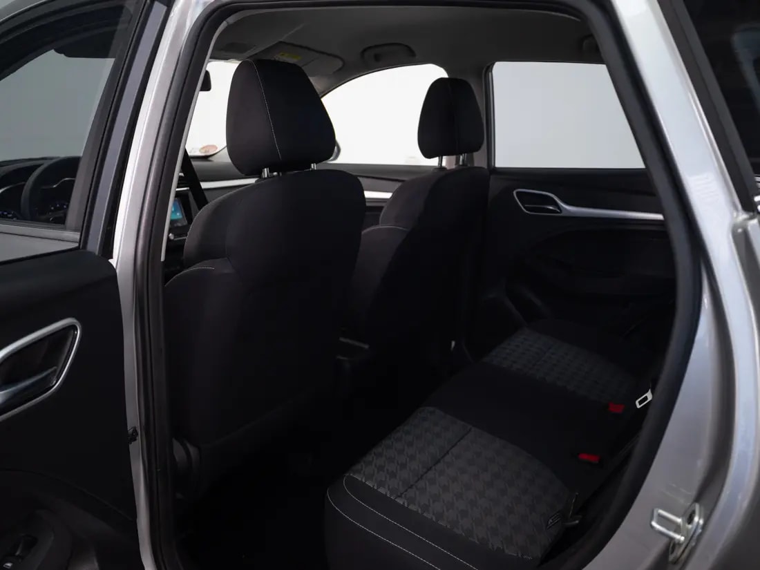 MG Zs 1.5 Std Mt año 2025