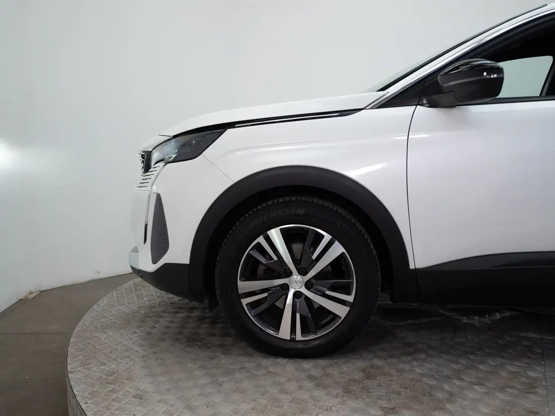 Peugeot 3008 3008 1.2 Active Pack Puretech 130 Mt año 2024