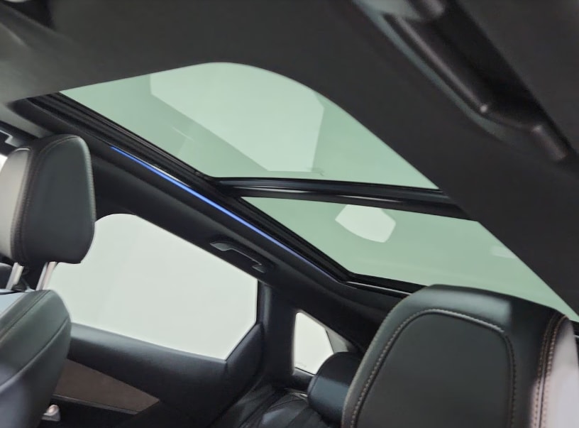 PEUGEOT 3008 1.6 Gt Black Pack Puretech Eat8 At año 2023