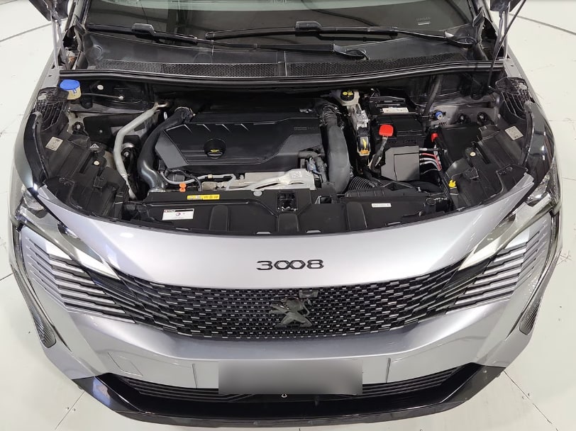 PEUGEOT 3008 1.6 Gt Black Pack Puretech Eat8 At año 2023