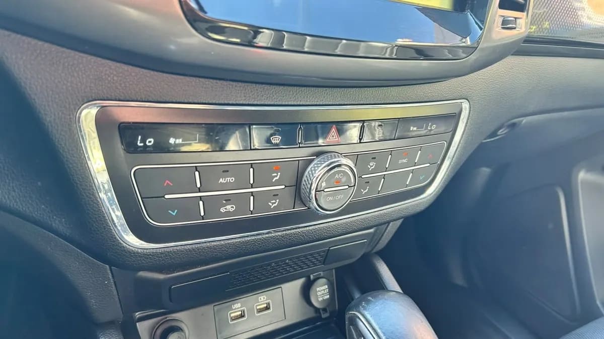 Ssangyong Musso Grand Limited 4x4 2.2d Aut año 2023