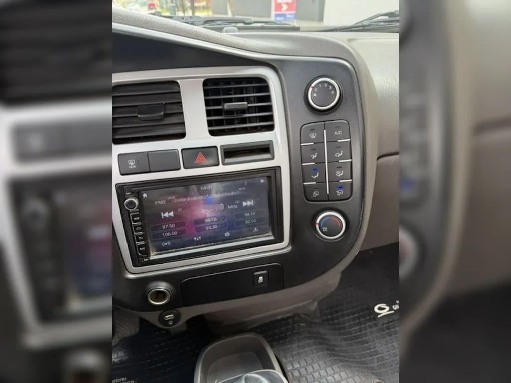 Hyundai Porter 2.5 Crdi Diesel Gls 4x2 Chassis Ac 6mt 2p año 2024