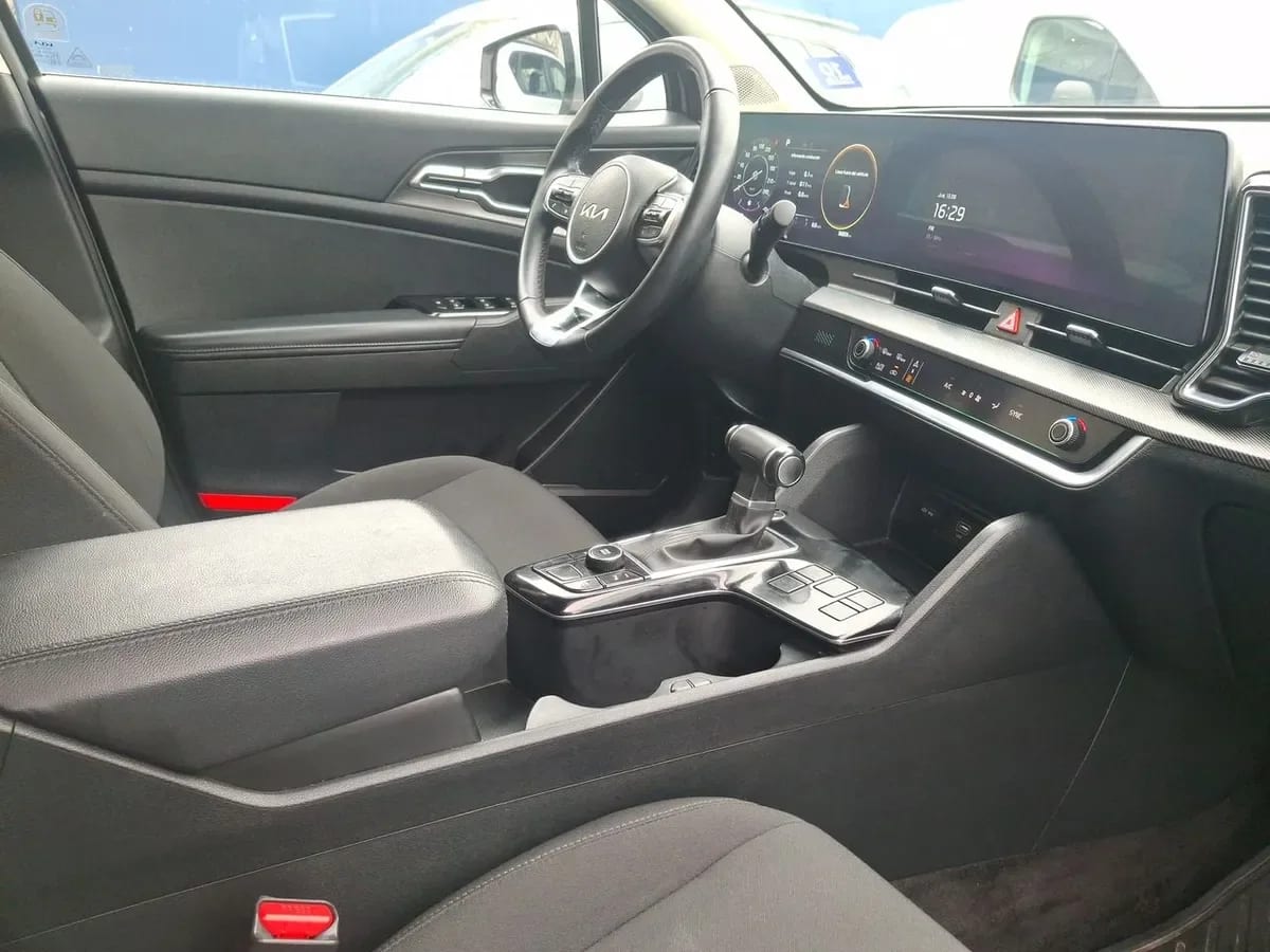 Kia Sportage 2.0 Ex Dies 2wd 8at 5p año 2025