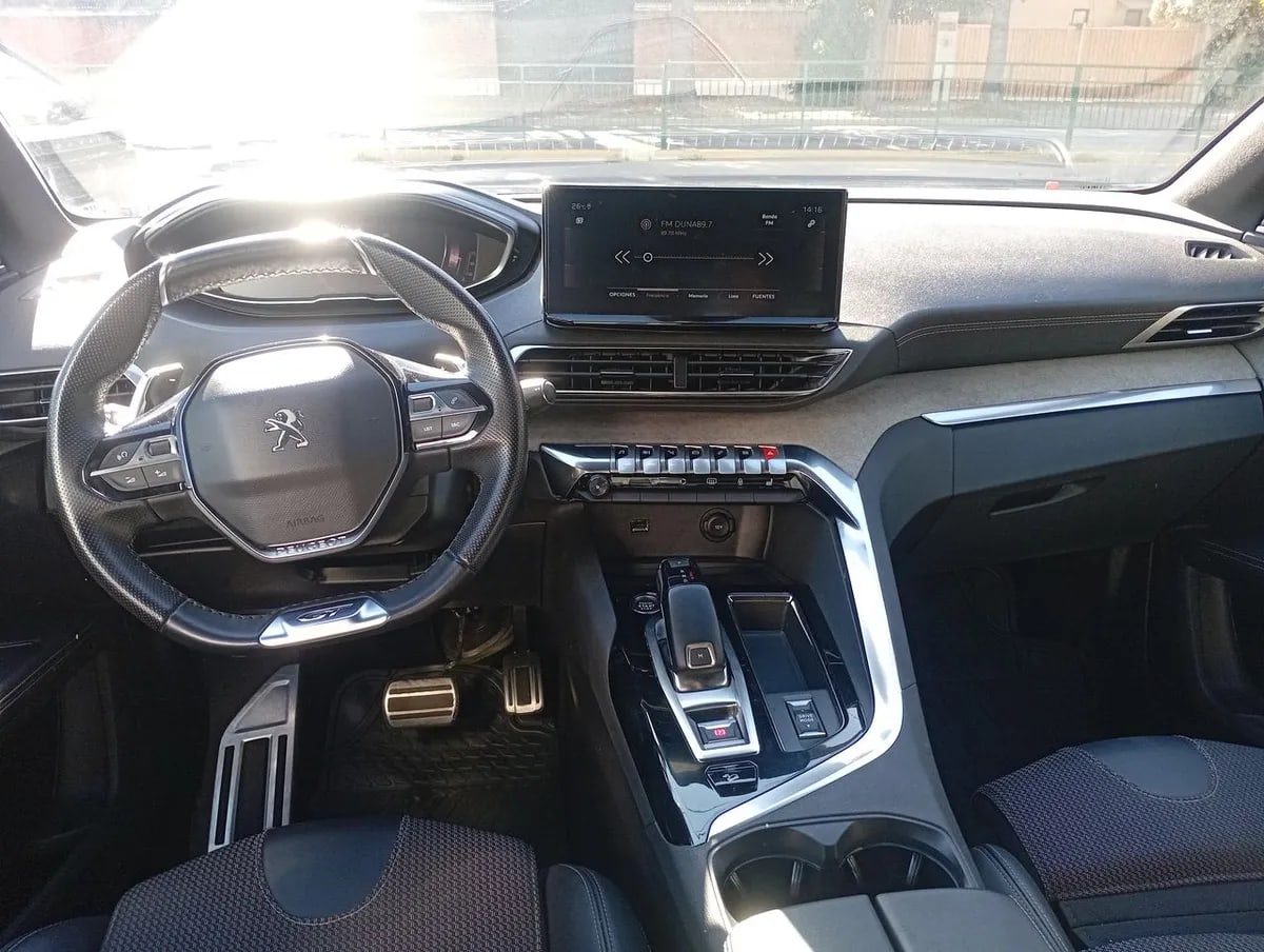 Peugeot 5008 1.6 Gt Puretech 180 4x2 Eat8 5p año 2023