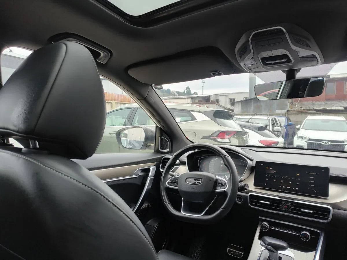 Geely Coolray 1.5 Gf Sport 4x2 At 5p año 2023