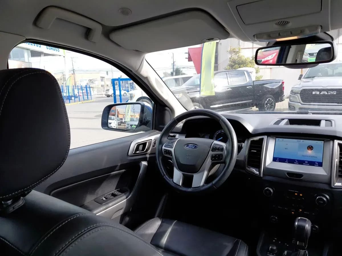 Ford Ranger 3.2 Ltd 4x4 Diesel Dob. Cab. At 4p año 2023