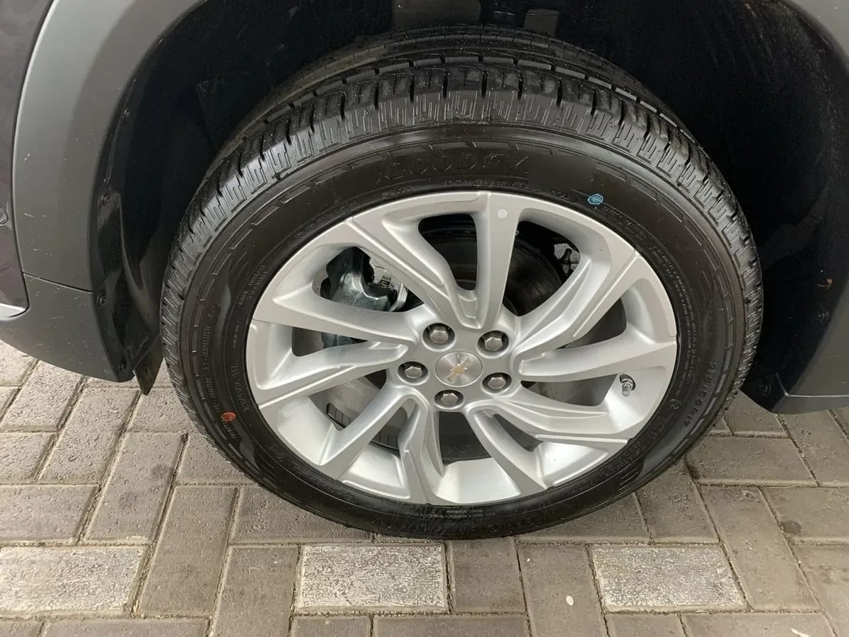 Chevrolet Tracker 1.2t Ltz T 4x2 At 5p año 2026
