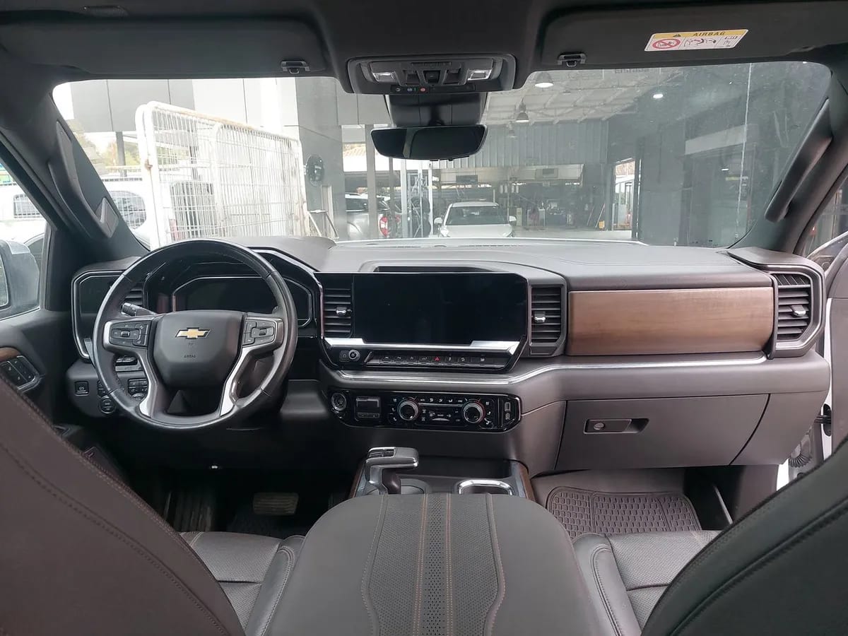 Chevrolet Silverado 3.0 High Country 4x4 At 4p año 2023