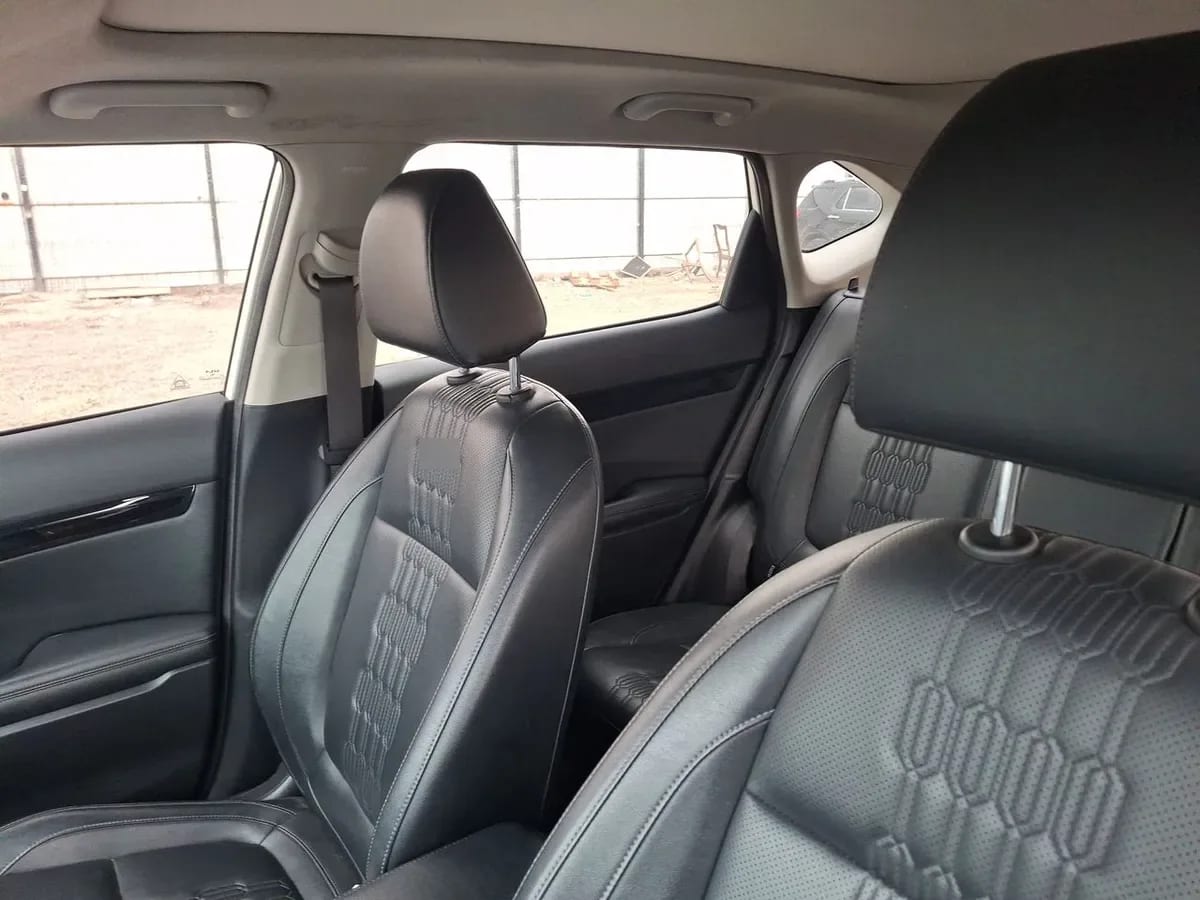 Kia Seltos 1.4t Gdi Ex Full 4x2 7dct At 5p año 2024