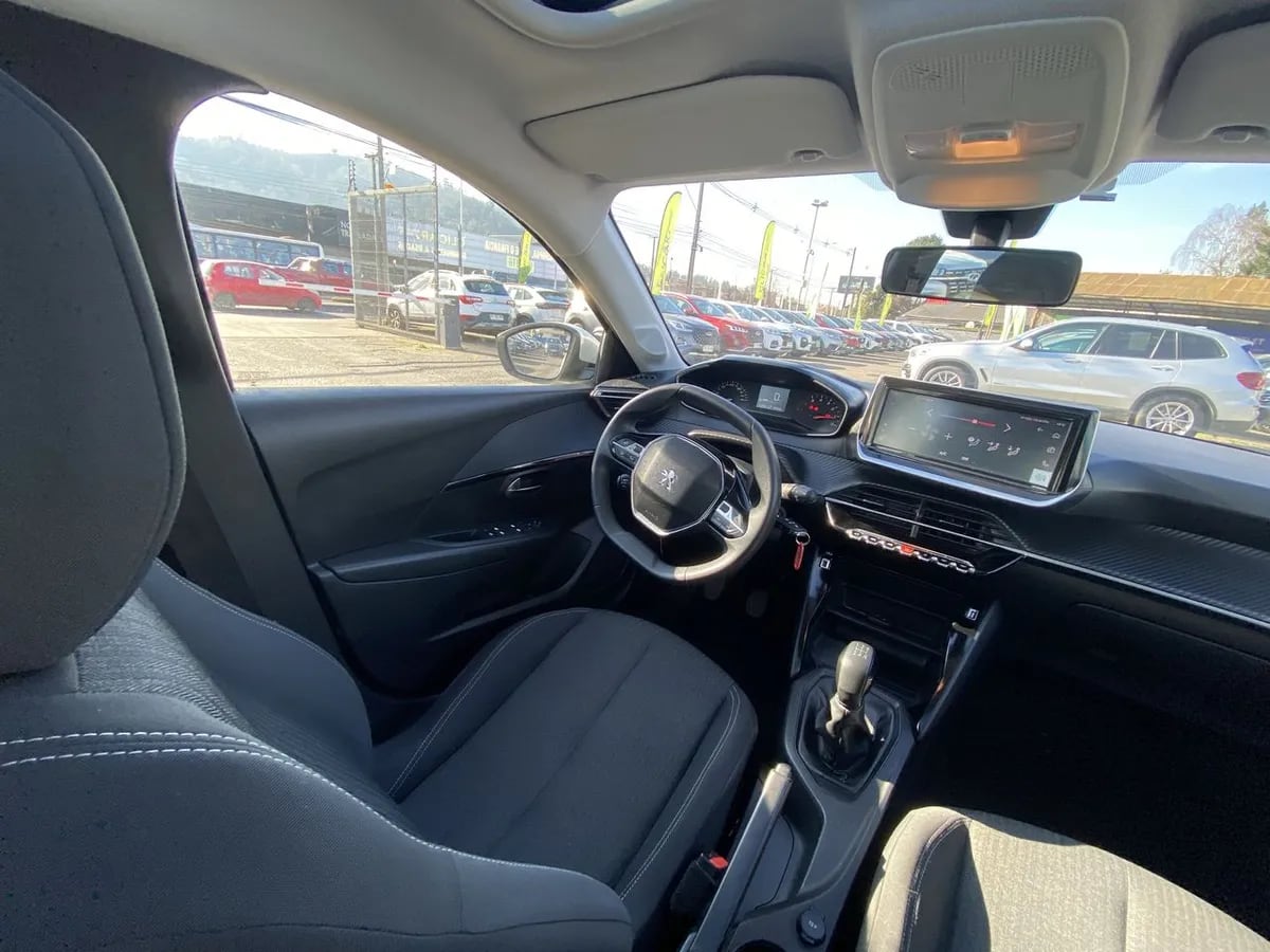 Peugeot 208 1.2 Style Puretech 75 4x2 Euro 6 Mt 5p año 2023