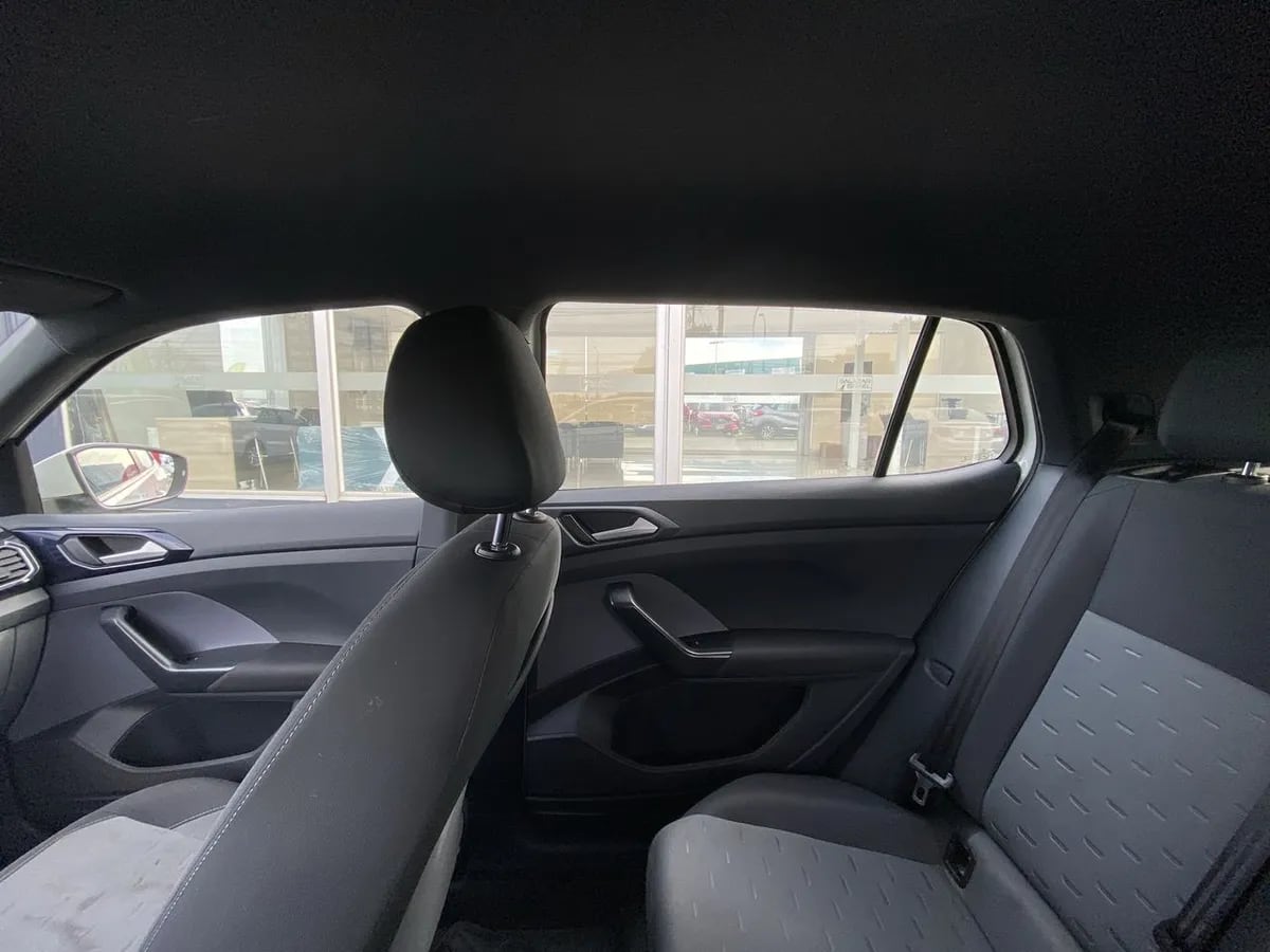 Volkswagen T-Cross 1.0 Tsi Comfortline 4x2 At6 5p año 2022
