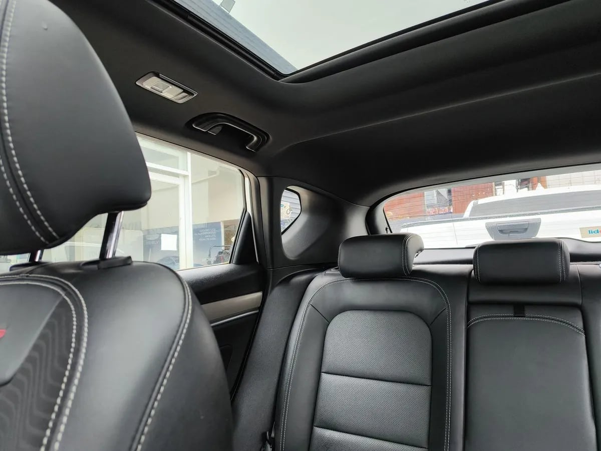 Geely Coolray 1.5 Gf Sport 4x2 At 5p año 2023