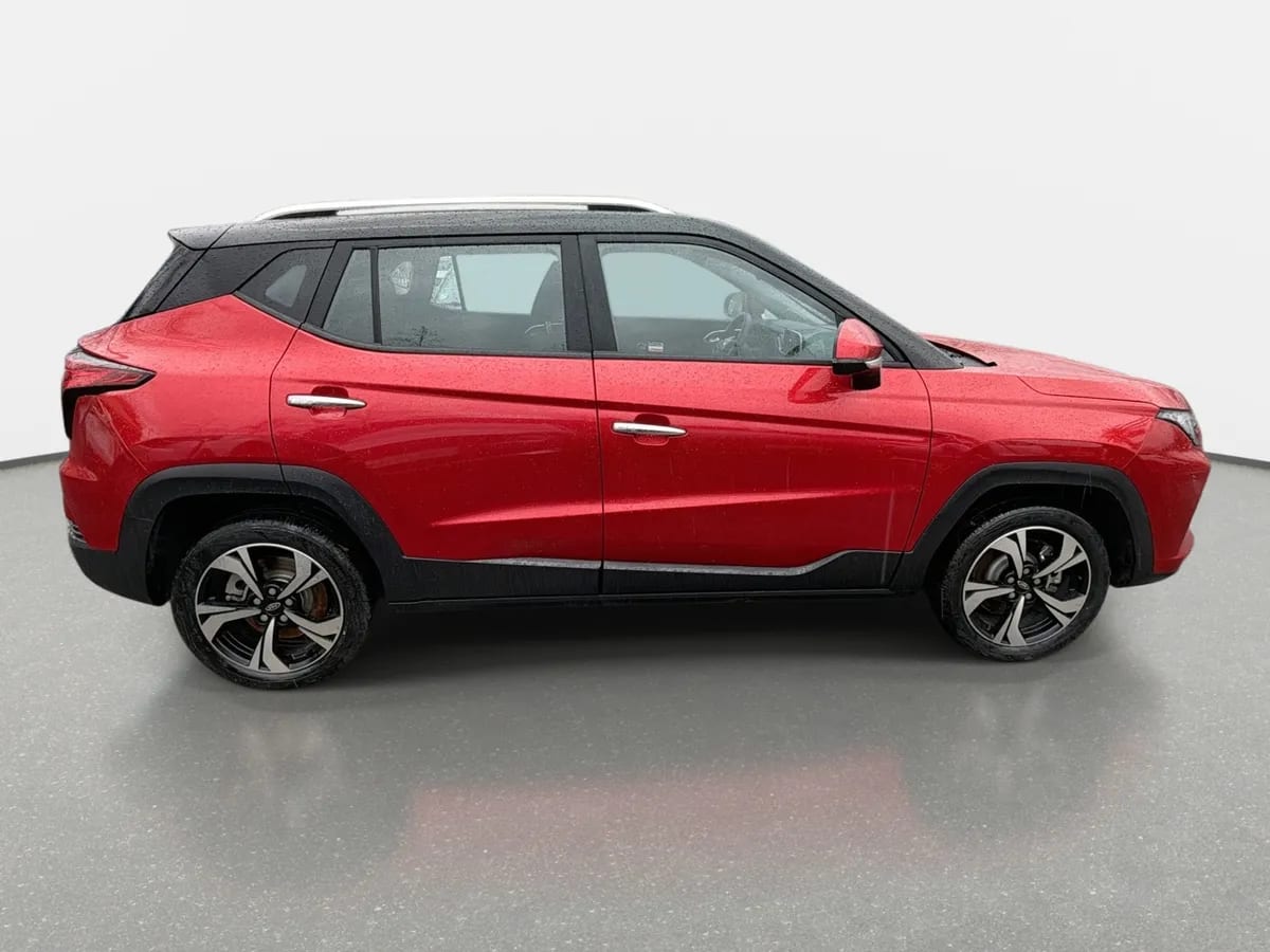 JAC Js4 1.6 Comfort 4x2 Bicolor Mt 5p año 2023