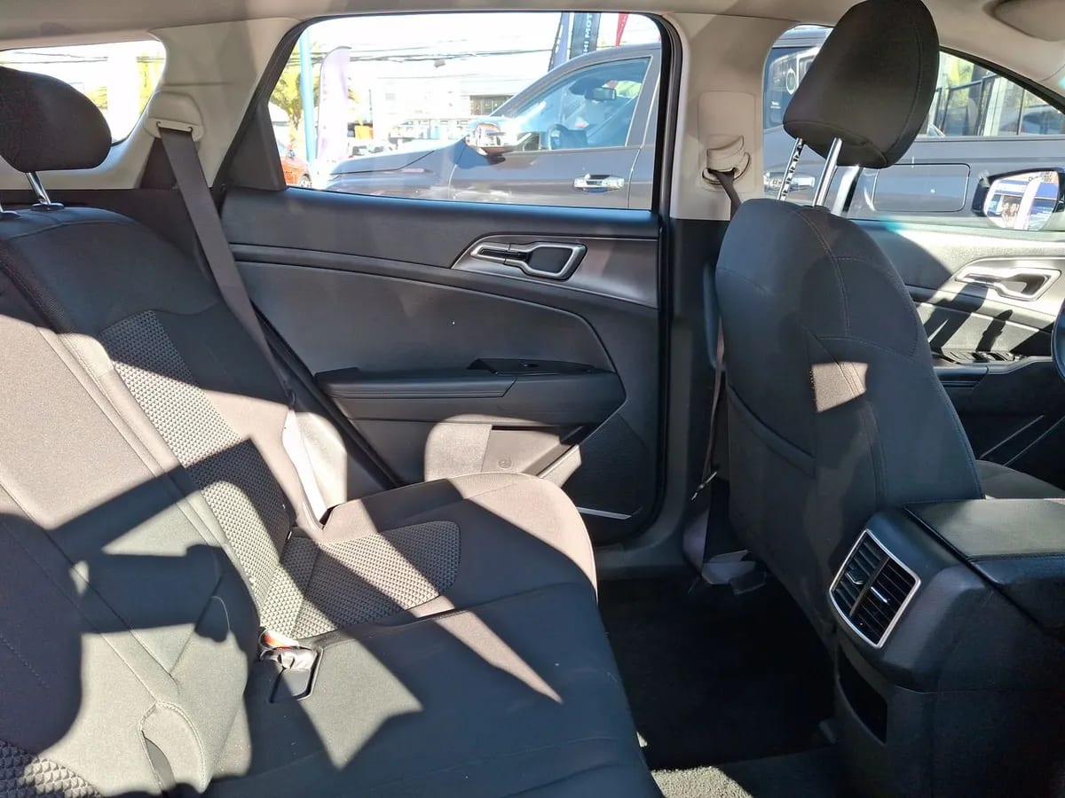 Kia Sportage 2.0 Ex Dies 2wd 8at 5p año 2023