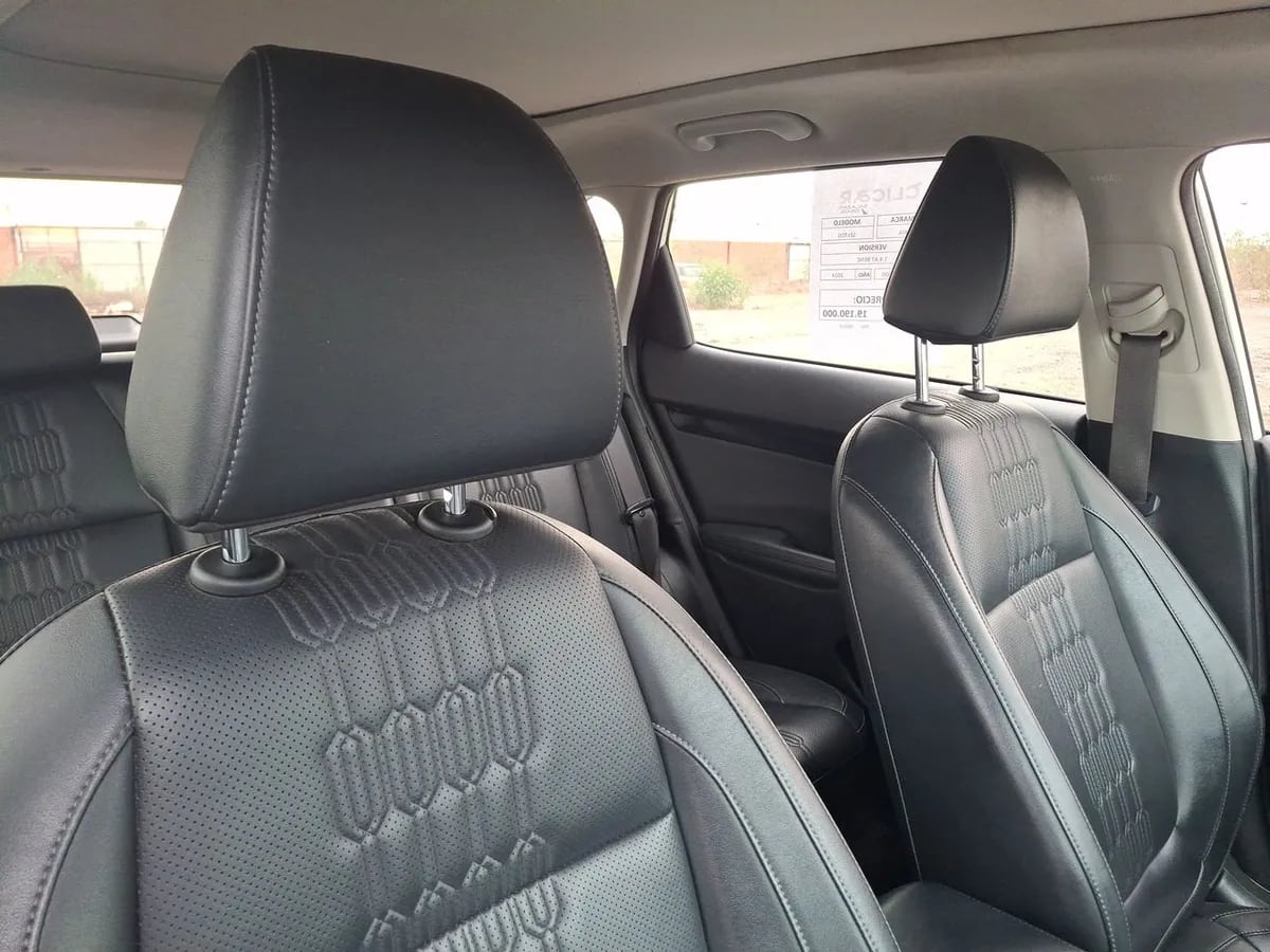 Kia Seltos 1.4t Gdi Ex Full 4x2 7dct At 5p año 2024