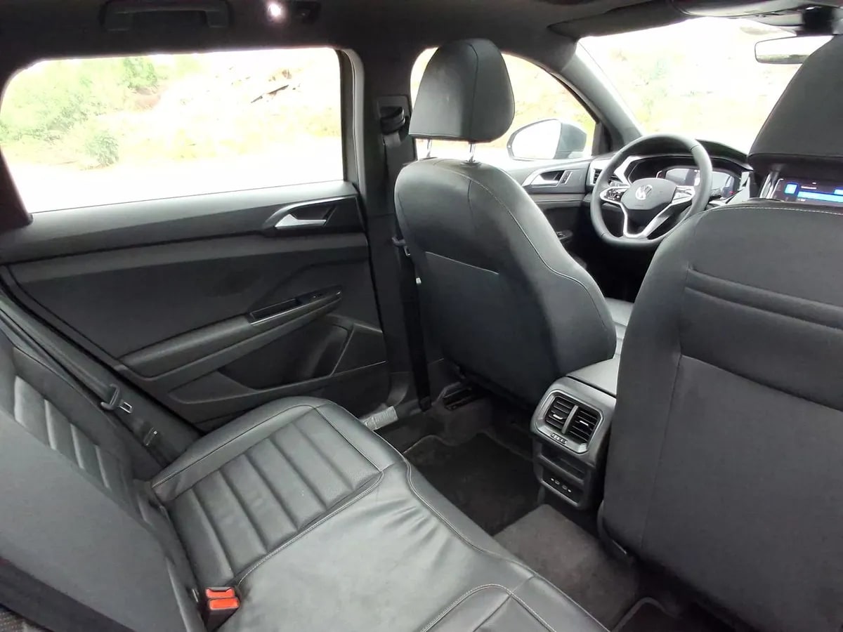 Volkswagen Taos 1.4 Tsi Highline 4x2 At 5p año 2024