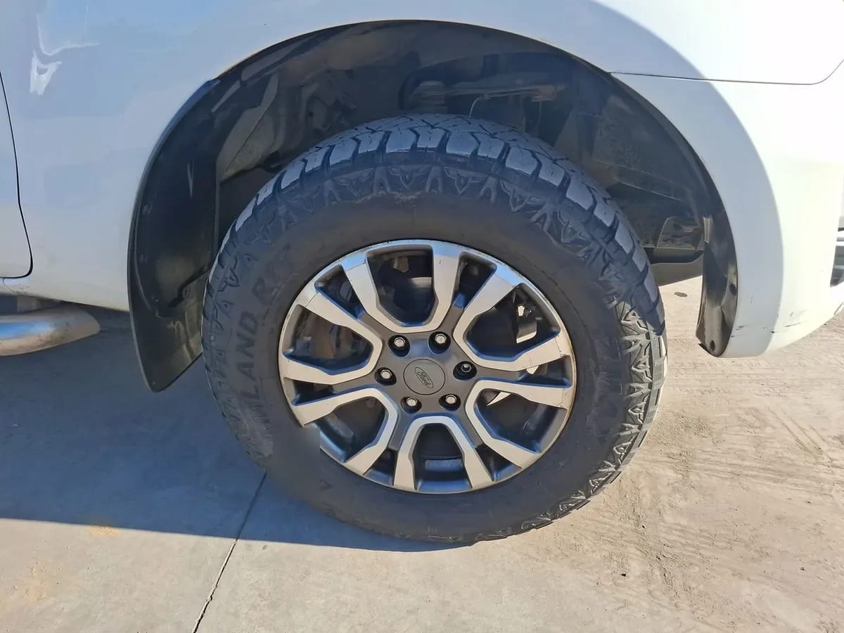 Ford Ranger 3.2 Ltd Euro 6 Diesel 4x4 Dob. Cab. At 4p año 2023