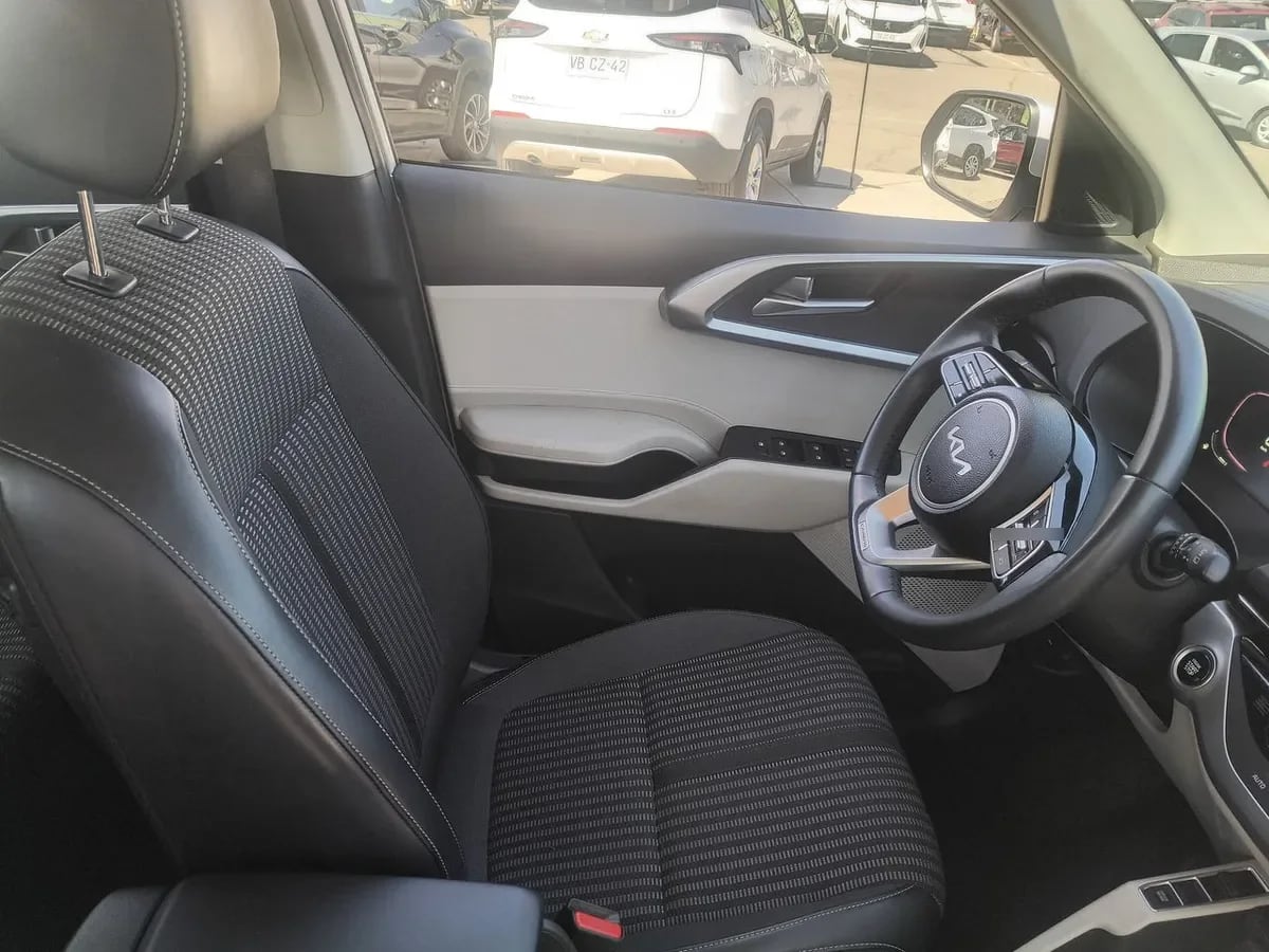 Kia Carens 1.4l Ex Turbo-Gdi Full 4x2 7dct At 5p año 2023