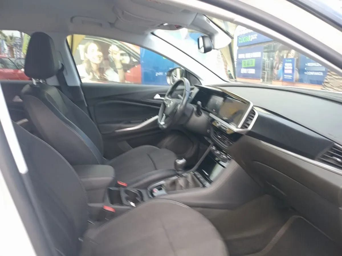 Opel Grandland 1.2t Gs Line 4x2 Mt 5p año 2024